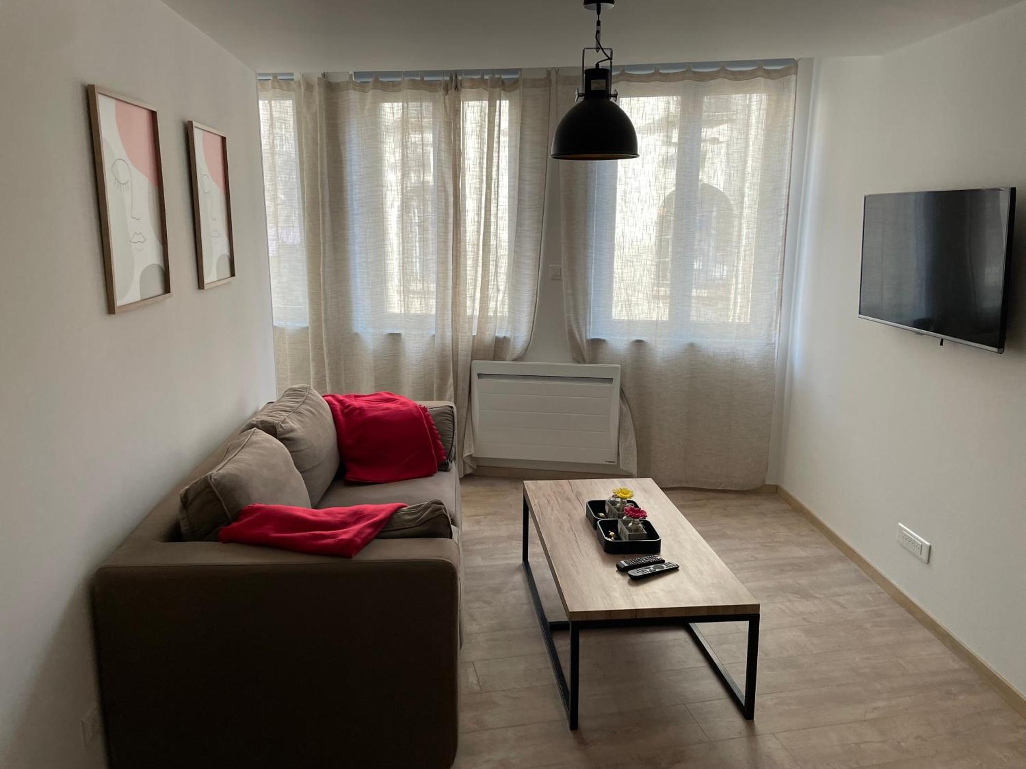 F2 Centre Historique Saint Colomban Apartment Luxeuil-les-Bains Bagian luar foto